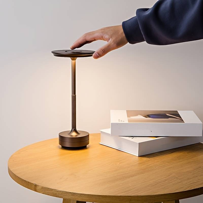 Stilren touchlampa