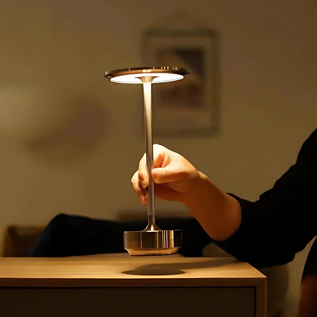 Aurora Trådlös Touchlampa